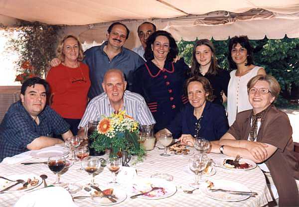 929-01.jpg (37209 bytes)
